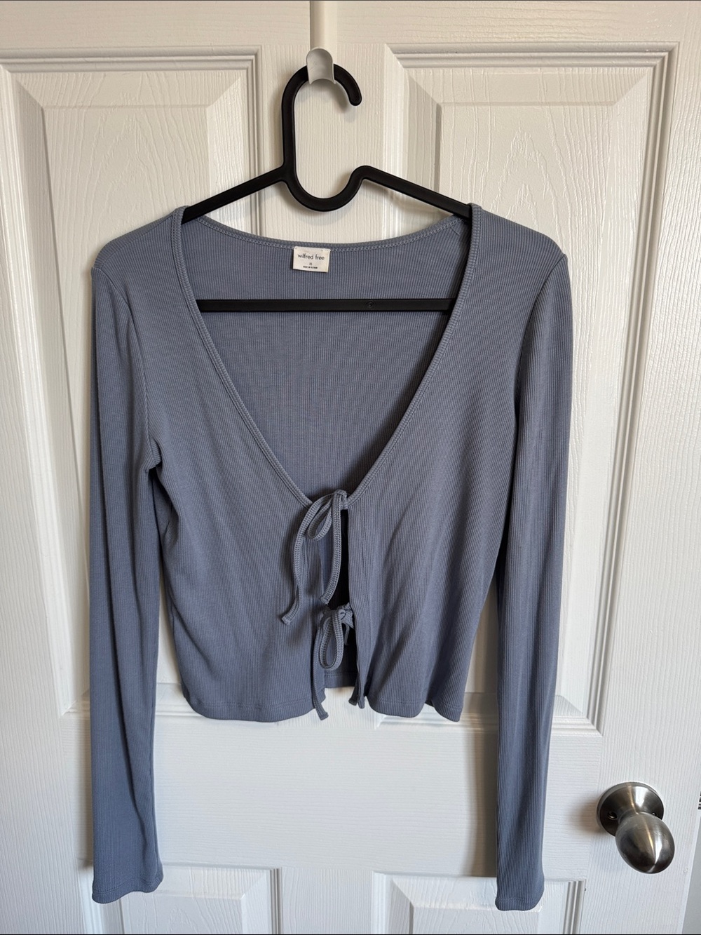 Aritzia Dusty Blue Tie-Front Ribbed Long Sleeve Crop Top